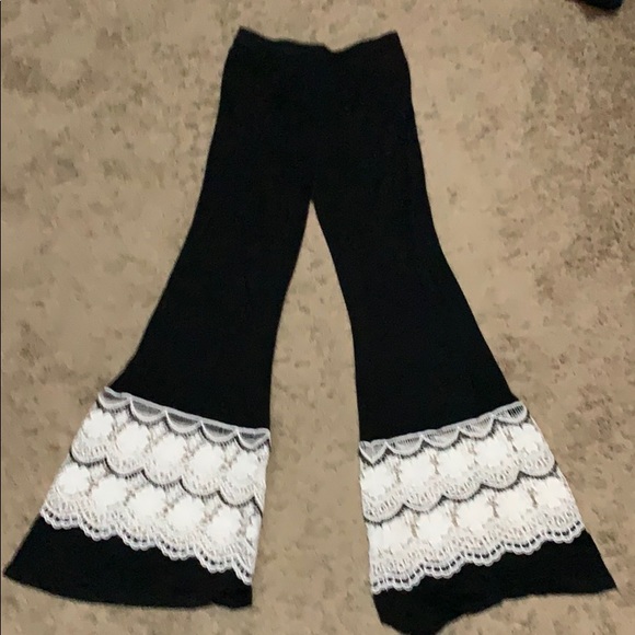 Super cute flare pants! - Picture 2 of 3
